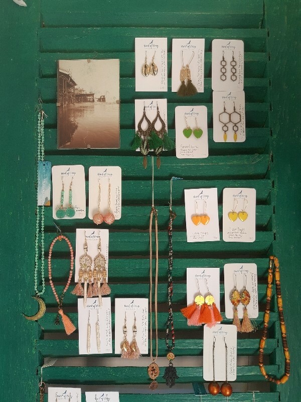window louvres display jewellery