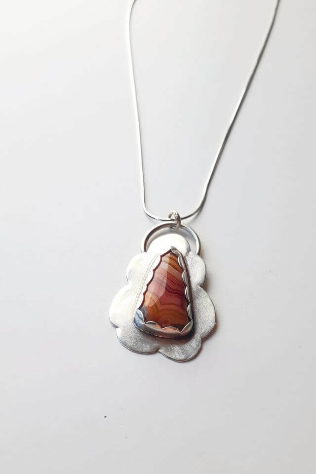 Dryhead Agate Silver Lining Pendant